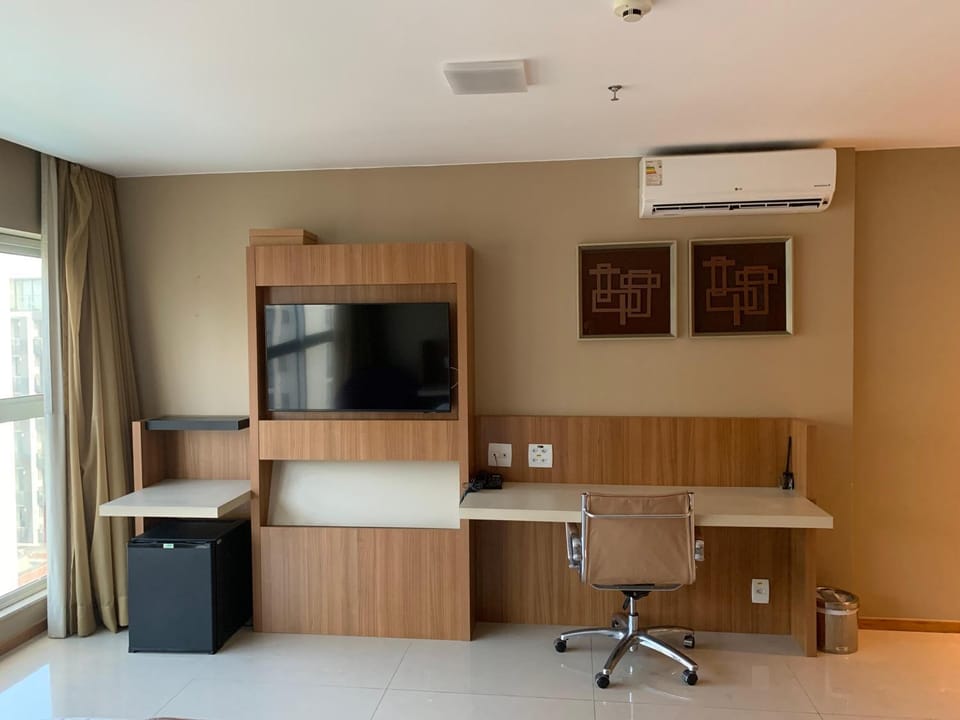 TV and multimedia, air conditioner