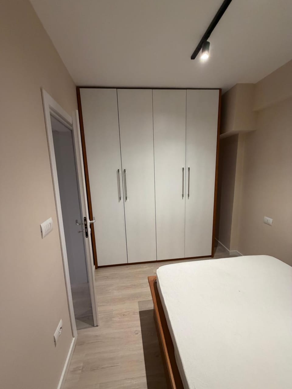 Bedroom, wardrobe