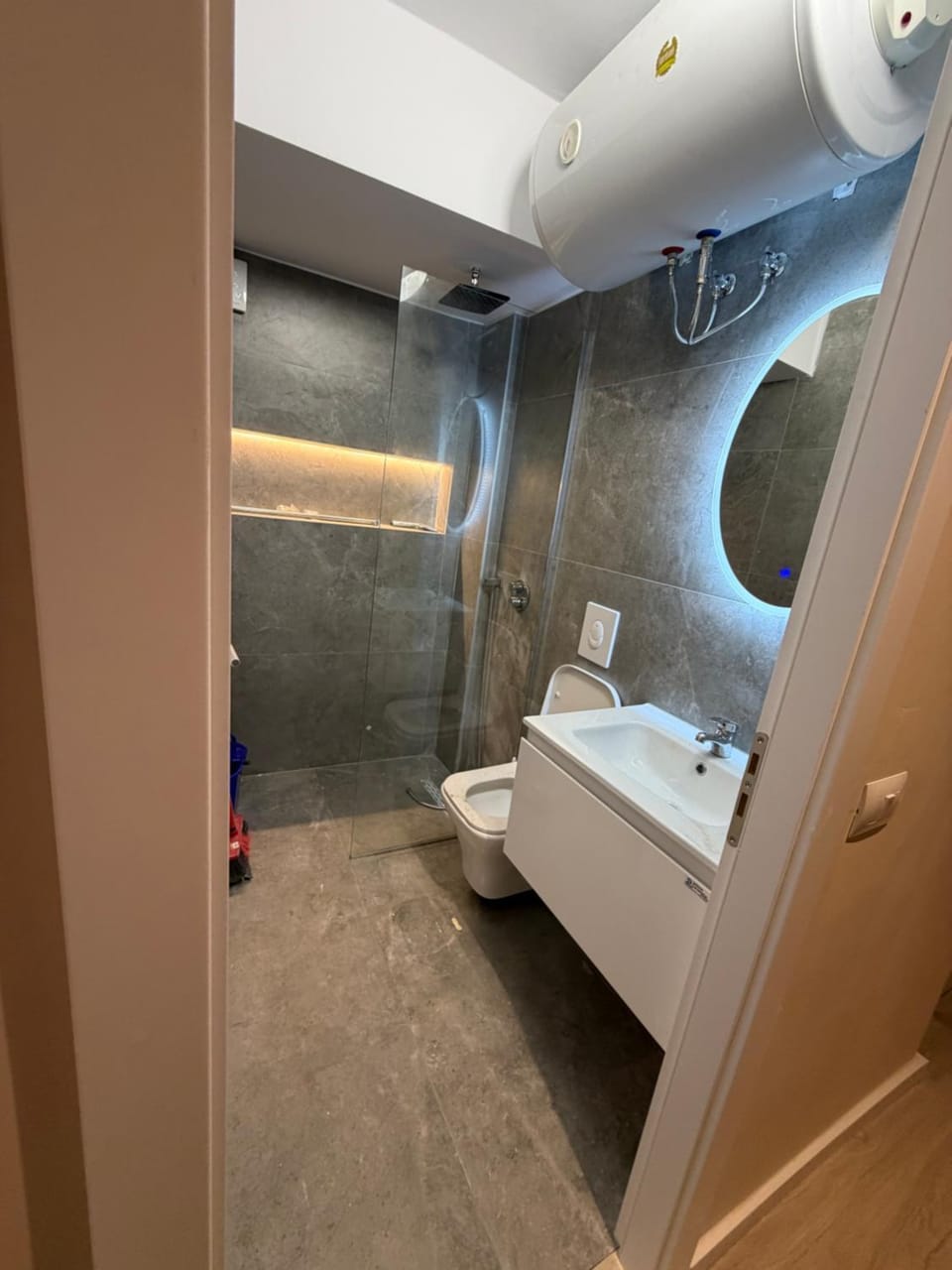 Shower, Toilet, Bathroom