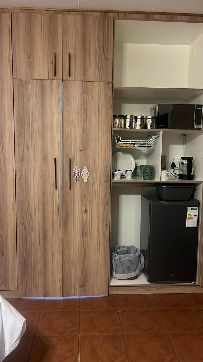 Compass overnight 3 Langenhovenpark Bloemfontein Apartment in South Africa