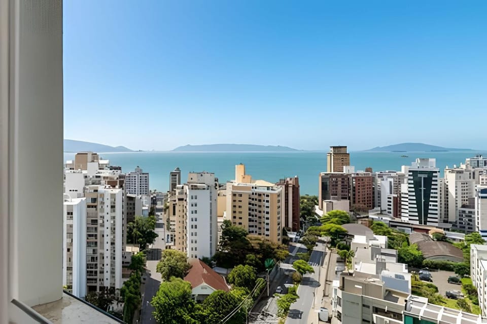 Studio 13_Ed. Milano_VISTA MAR_Anexo Pátio Milano Apartment in Florianopolis