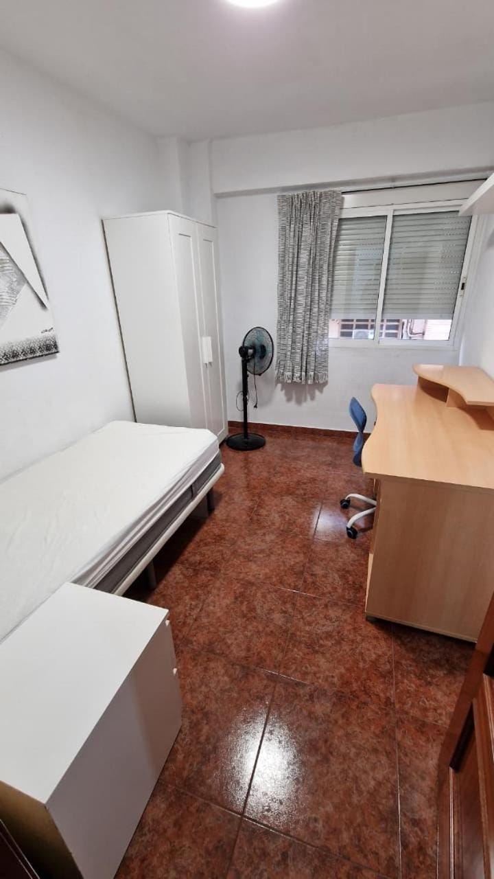 Abdul's Place Bed and Breakfast in Zaragoza
