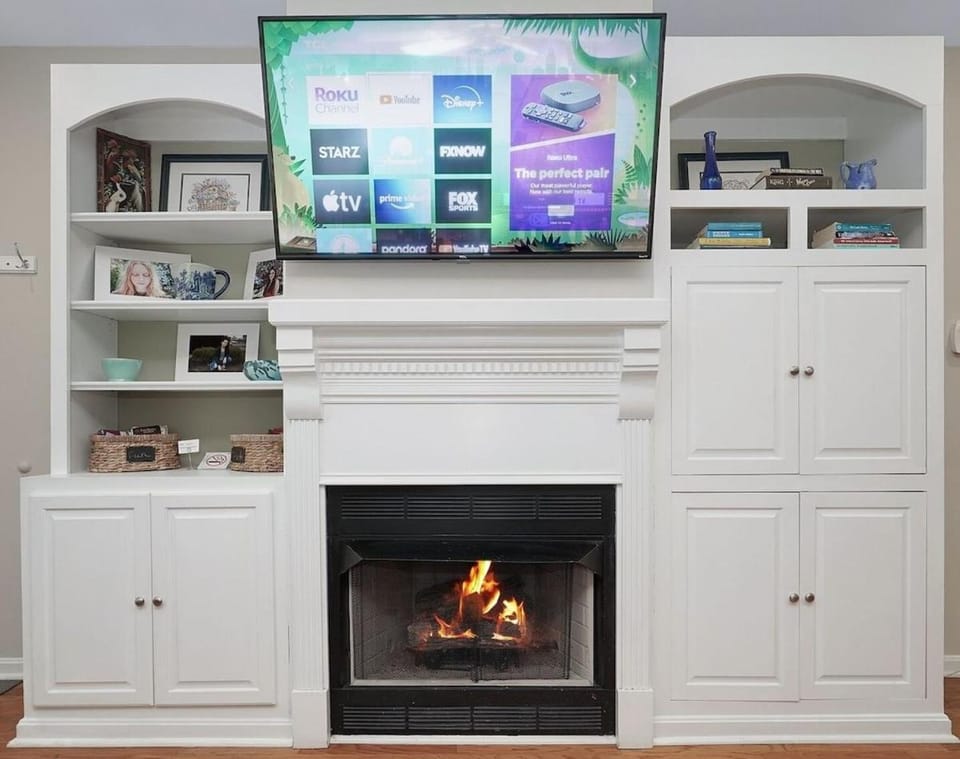 Sleeps 6-2 Kingbeds- Nightlife-Highlands-Bardstown House in Louisville