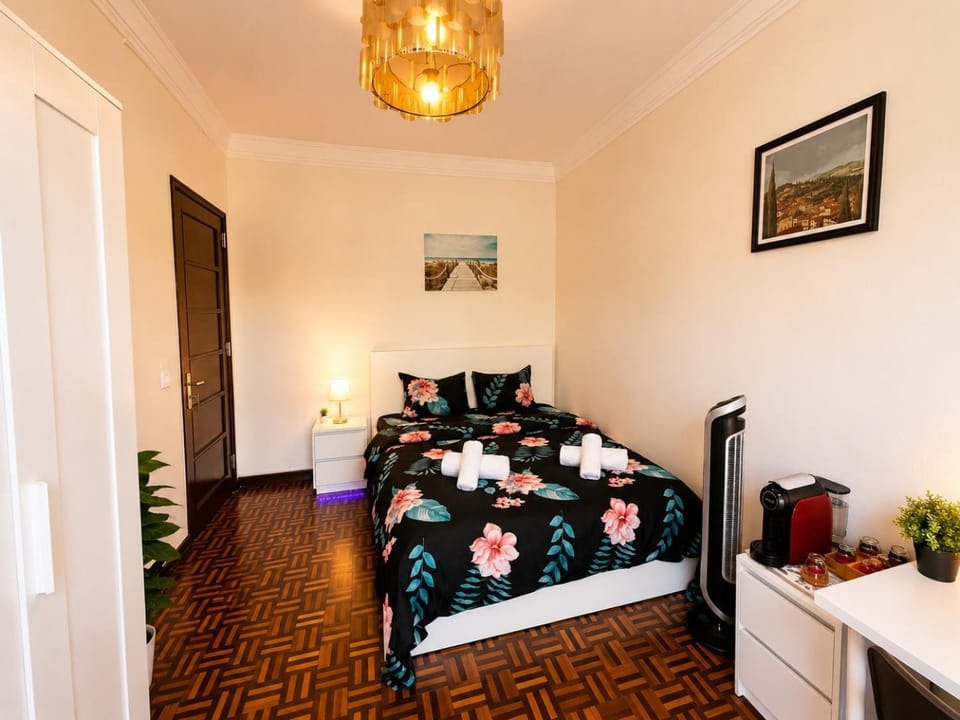 Central Lisbon Premium Balcony Room City View Vacation rental in Lisbon