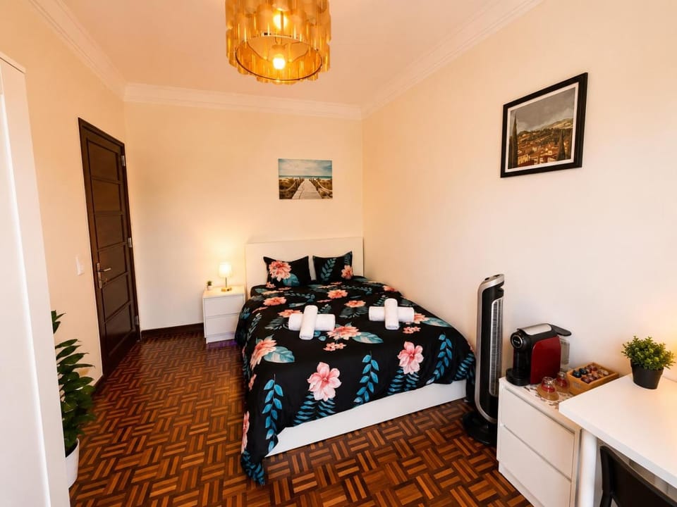 Central Lisbon Premium Balcony Room City View Vacation rental in Lisbon