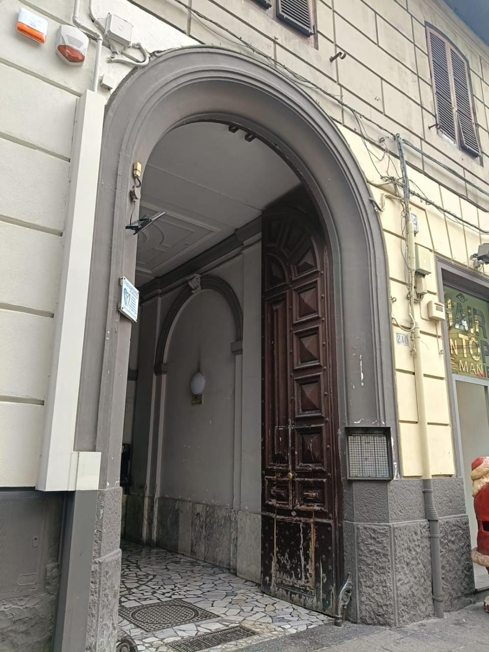 Property building, Facade/entrance