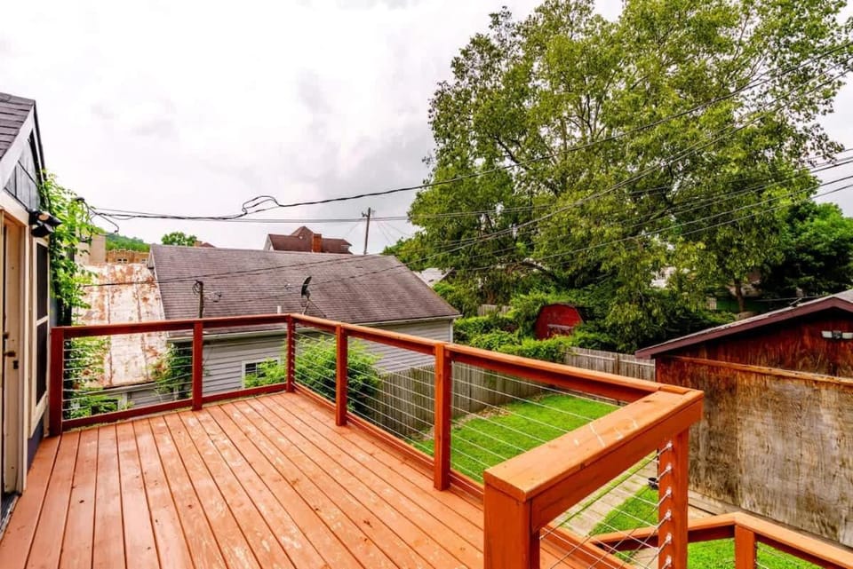 Yoctangee House by Jungle House House in Chillicothe