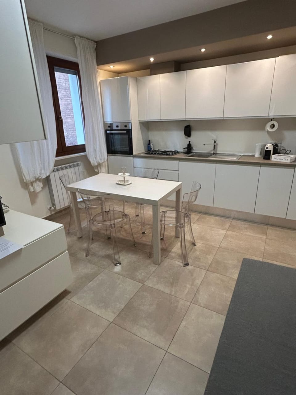 URBAN MOOD centro-mare-parcheggio gratuito-Smart self check in 24h Apartment in Pescara
