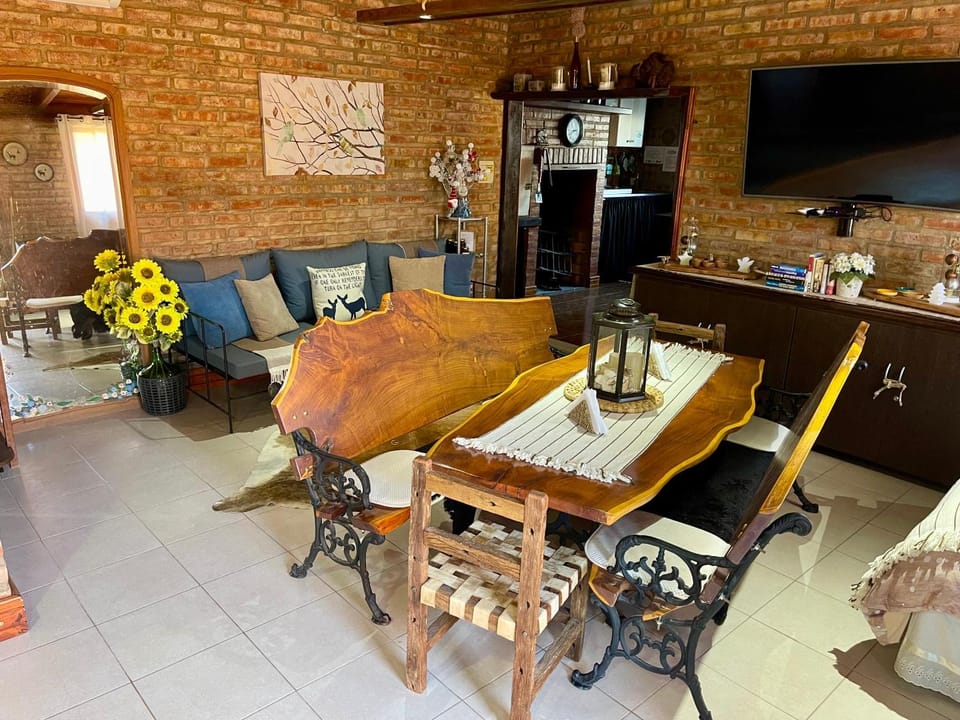 One Cabañas Emma Chalet in Santa Cruz Province