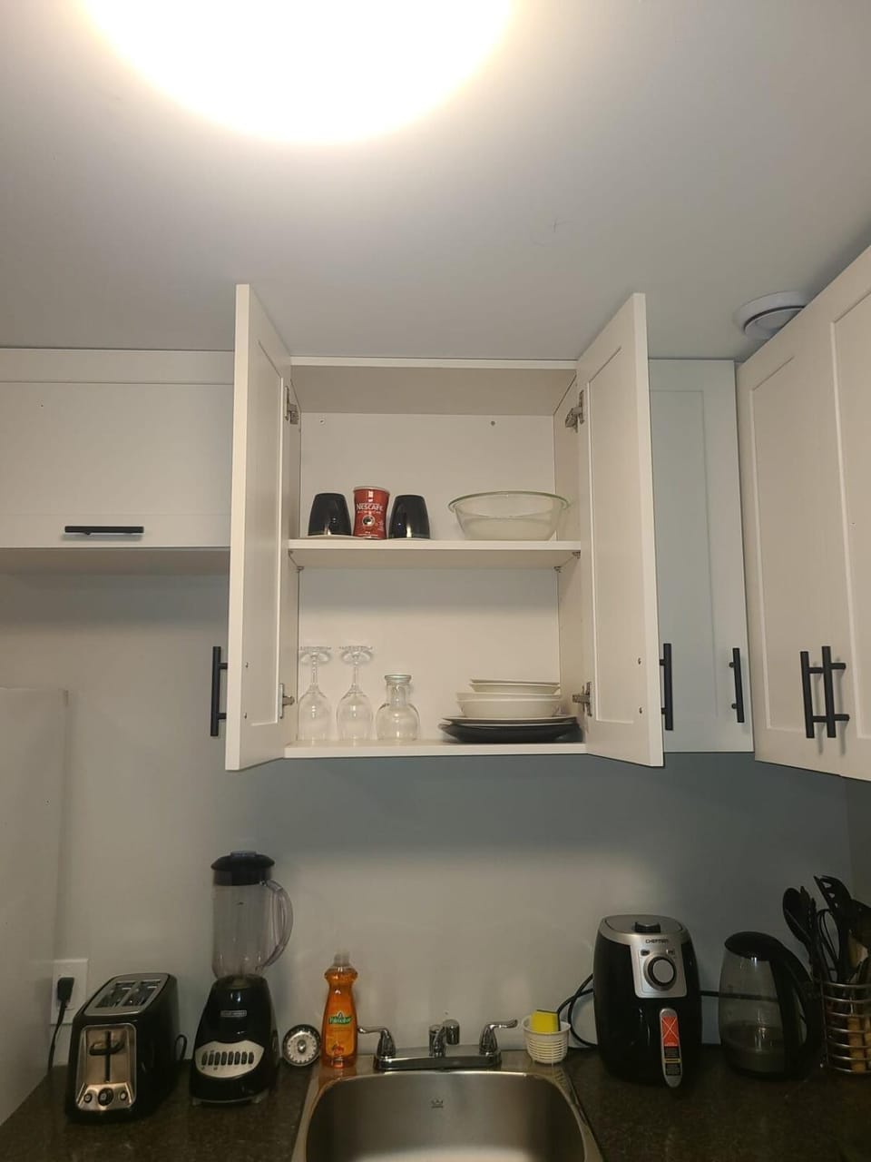 Private One Bedroom Basement Apartment with Separate Entrance Apartment in Dieppe