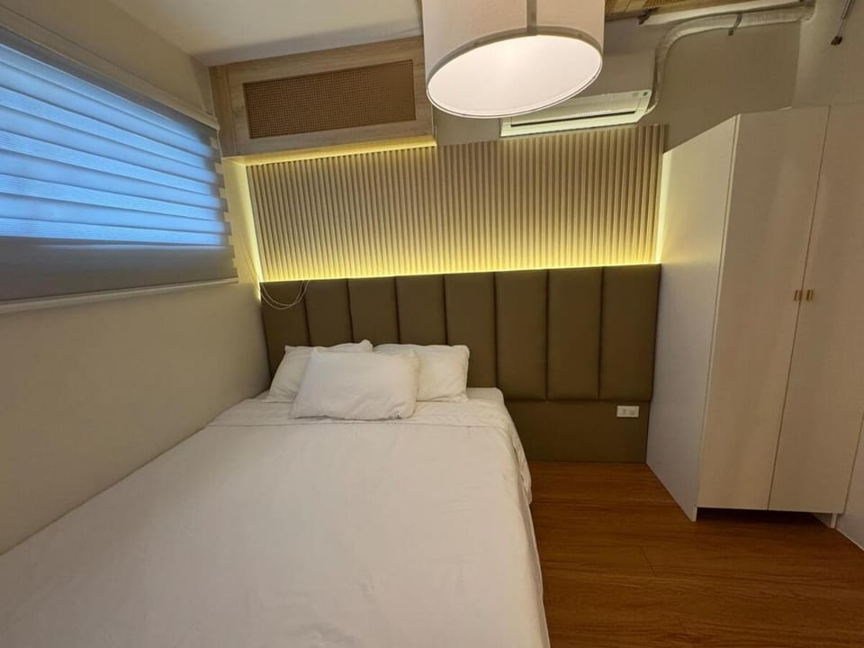 2BR Cozy Condo Near SM Marikina & Ayala Feliz Apartment in Marikina
