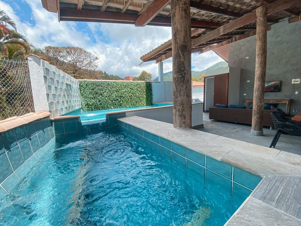 Hot Tub, Swimming pool, Swimming pool