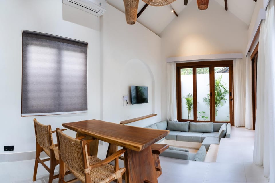 Communal lounge/ TV room, Lounge or bar, sunbed, sunbed