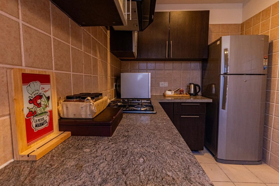 Cocktail room Apartment hotel in Haryana