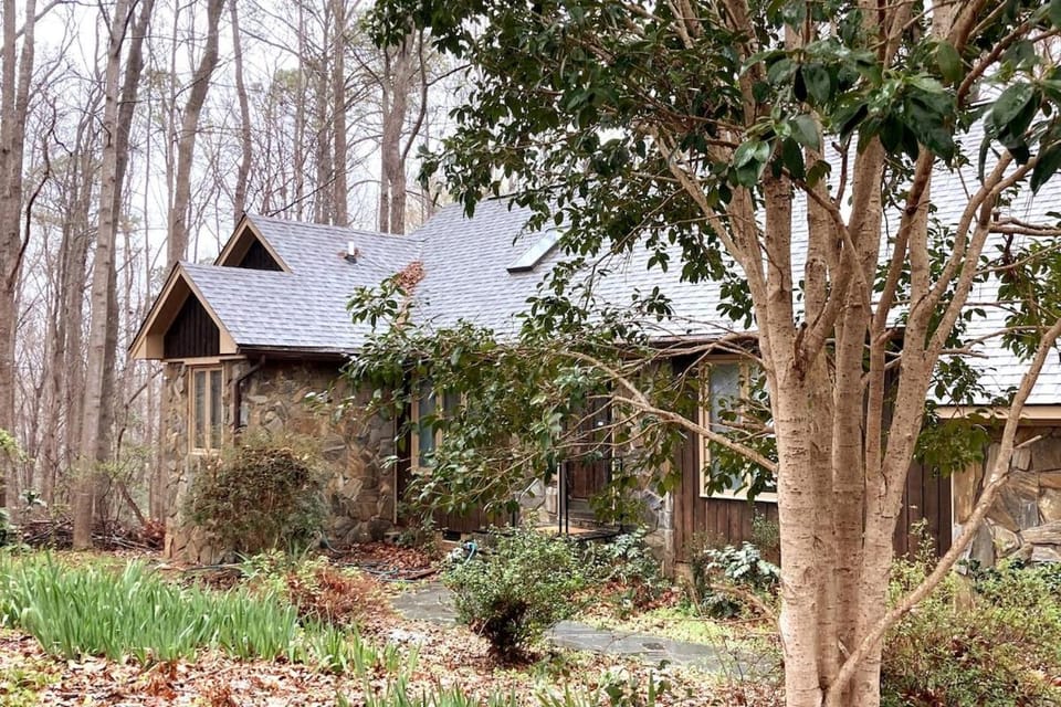 Stylish home in Apex near Raleigh House in Cary