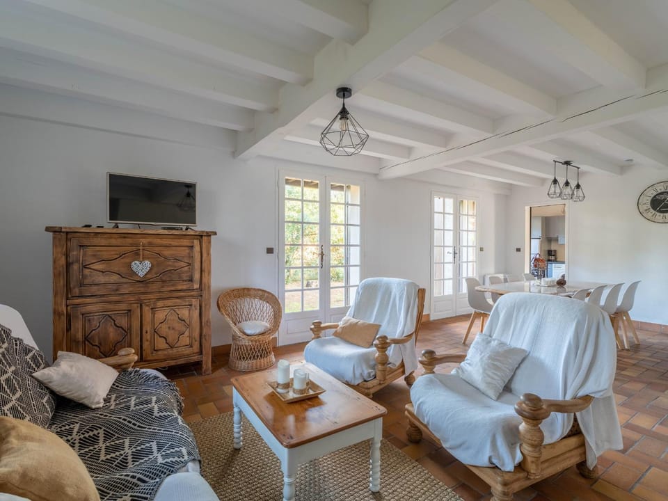 Belle maison à Biscarrosse Plage, proche océan, 8 pers. Villa in Biscarrosse