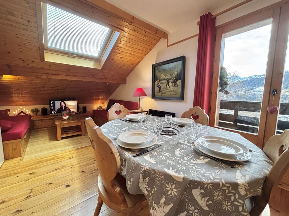 Appartement cosy avec mezzanine - 6 pers, proche village et pistes - FR-1-595-107 Apartment in Notre-Dame-de-Bellecombe