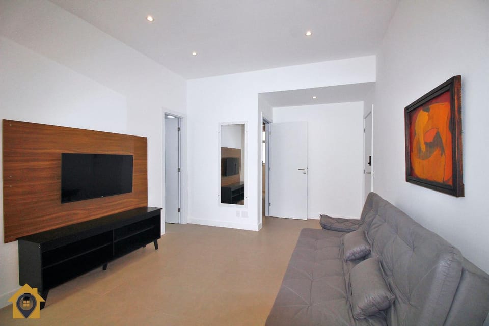 Amplo 2 Quartos Reformado no Leme p/ 6 pessoas Apartment in Rio de Janeiro