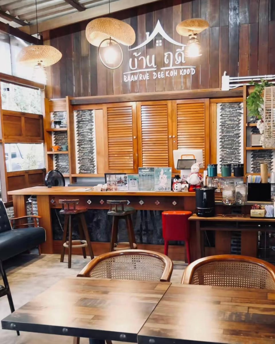 Restaurant/places to eat, Lobby or reception, Seating area