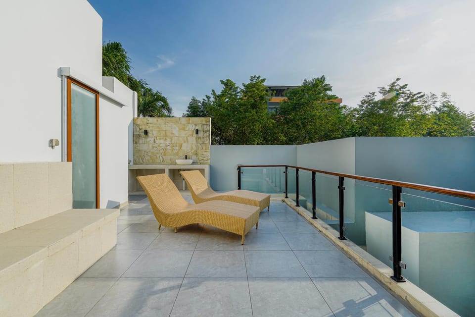 Patio, Balcony/Terrace