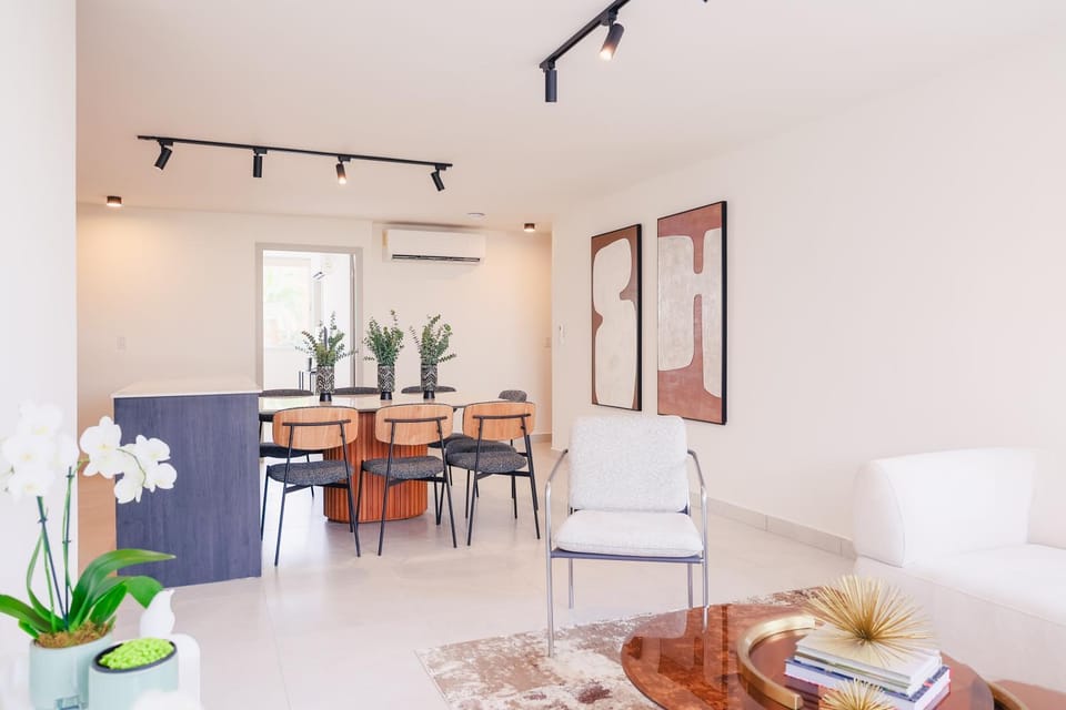 Living room, Seating area, Dining area