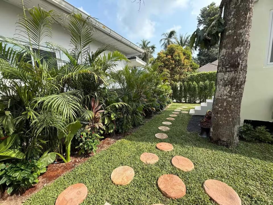 Garden, Garden view