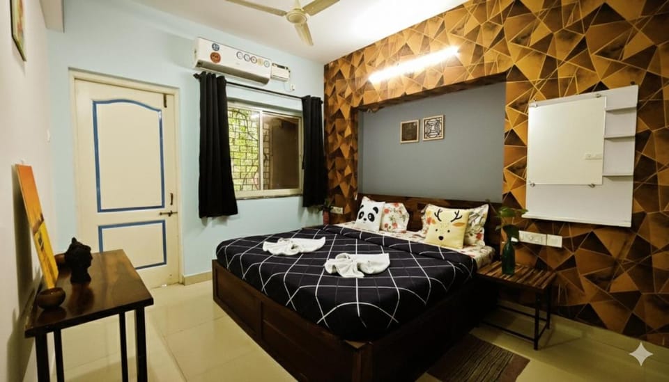 Modern Classic 2BHK Apartments in Vagator by MaxStays Apartment in Goa, India