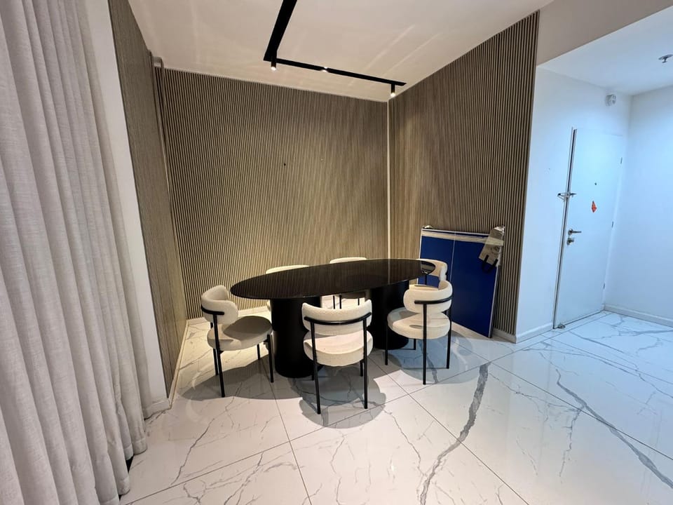 Sky High 15 Choose Between 2 Luxury Penthouses Apartment in South District