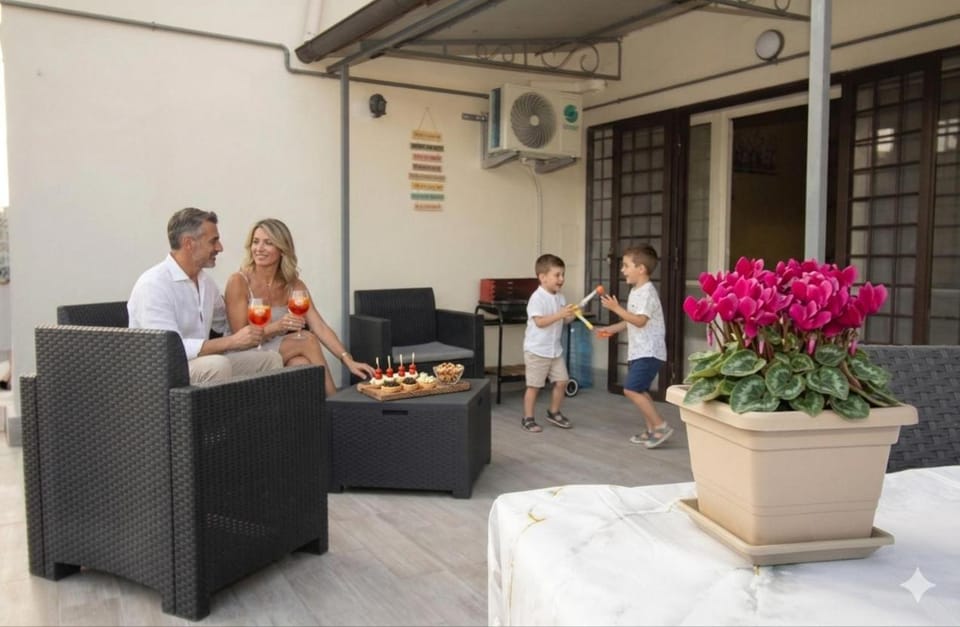 Balcony/Terrace, Balcony/Terrace