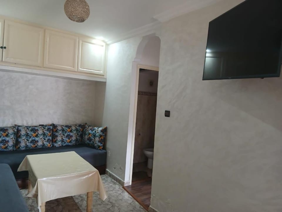 Appartement bien équipé ensoleillé au 4emme étageet proche de rabat à Salé el jadida Apartment in Rabat-Salé-Kénitra