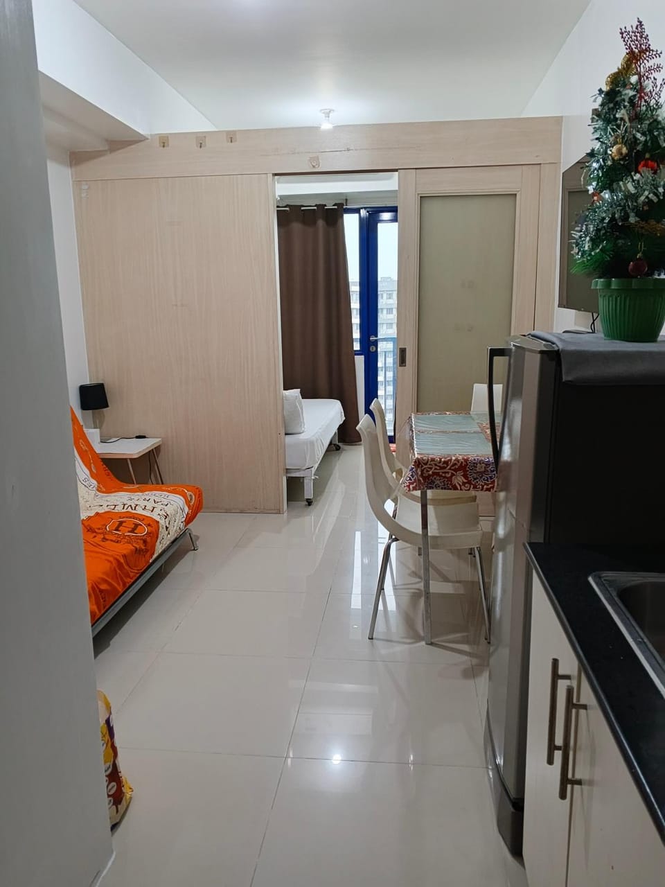 Rosaland staycation Hotel in Pasay