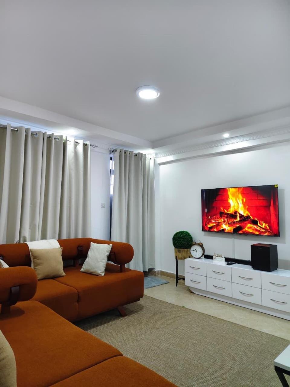 Jay Homes -Ultra Modern Naivegas Apartments Apartment in Kenya