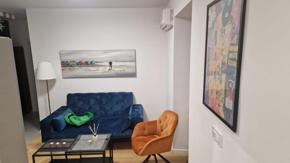 Stylish 2-Bedroom Duplex in Zagreb Center, Parking Apartment in City of Zagreb