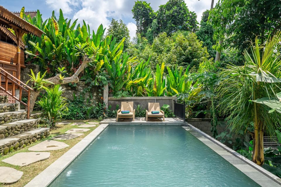 Neighbourhood, Natural landscape, Garden, Garden, Balcony/Terrace, Garden view, Pool view, Swimming pool, Swimming pool, sunbed