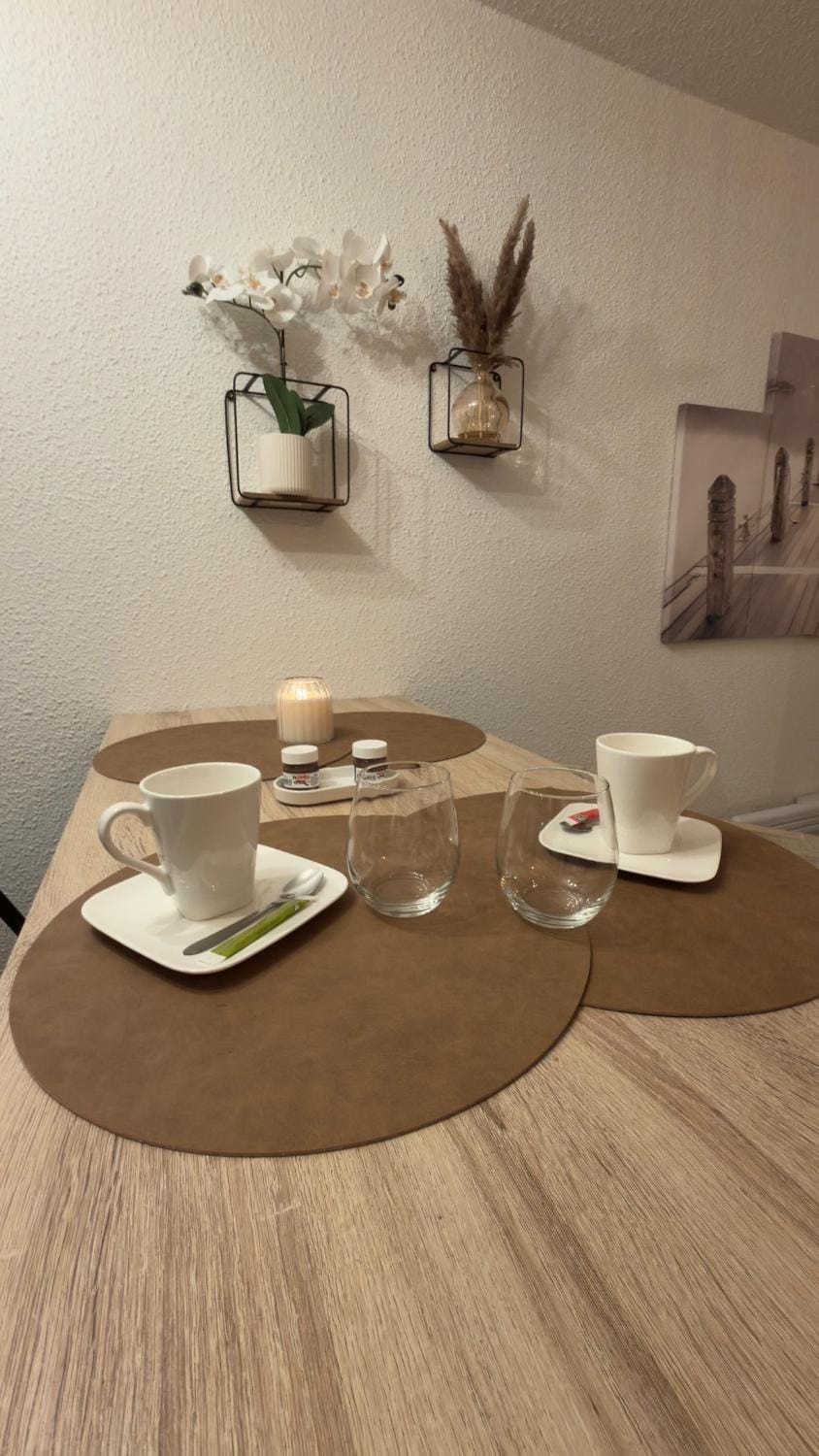 Coffee/tea facilities, Dining area