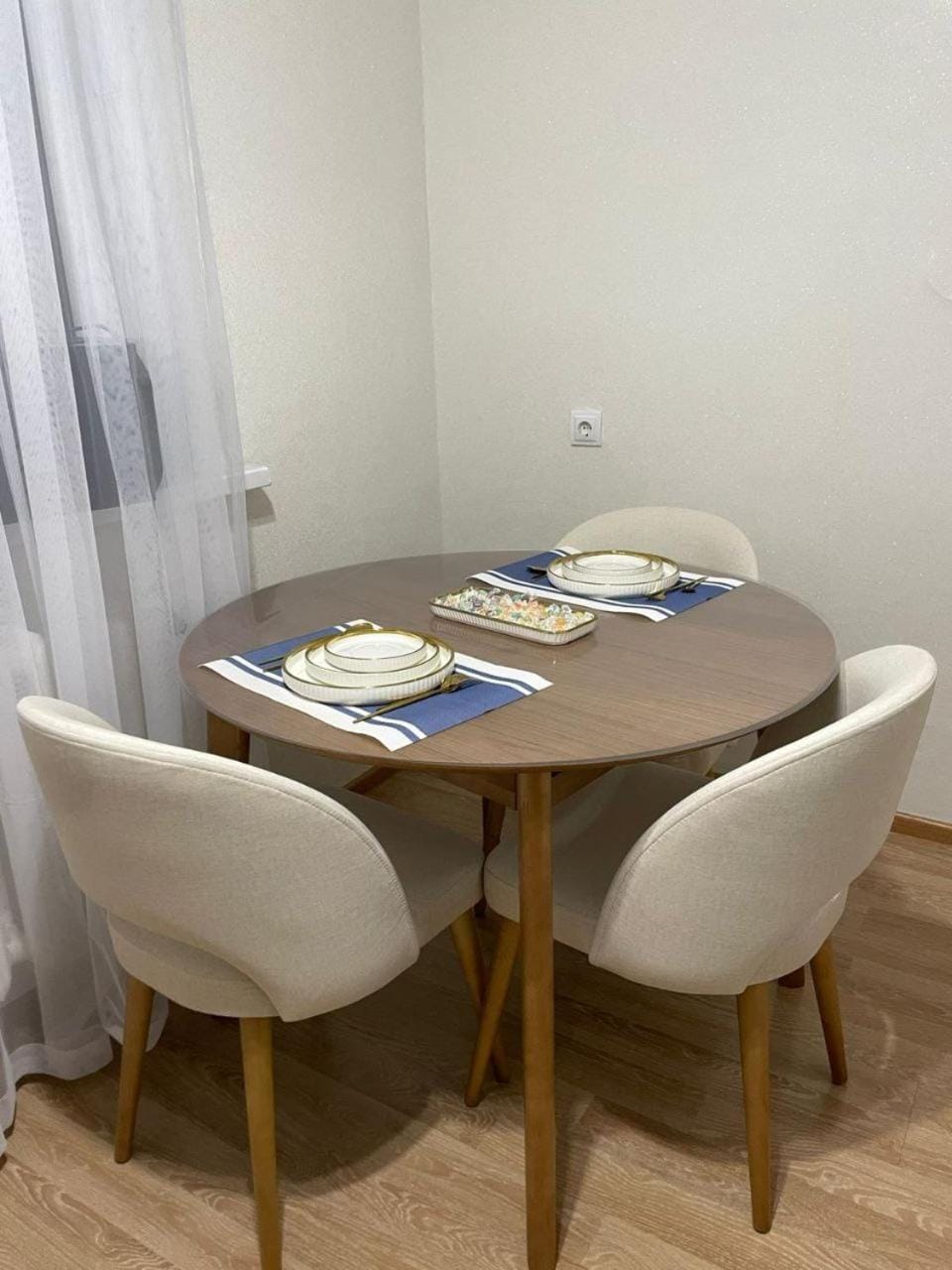 Kitchen or kitchenette, kitchen