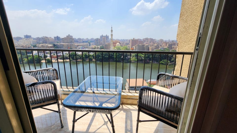 Balcony/Terrace, River view, River view