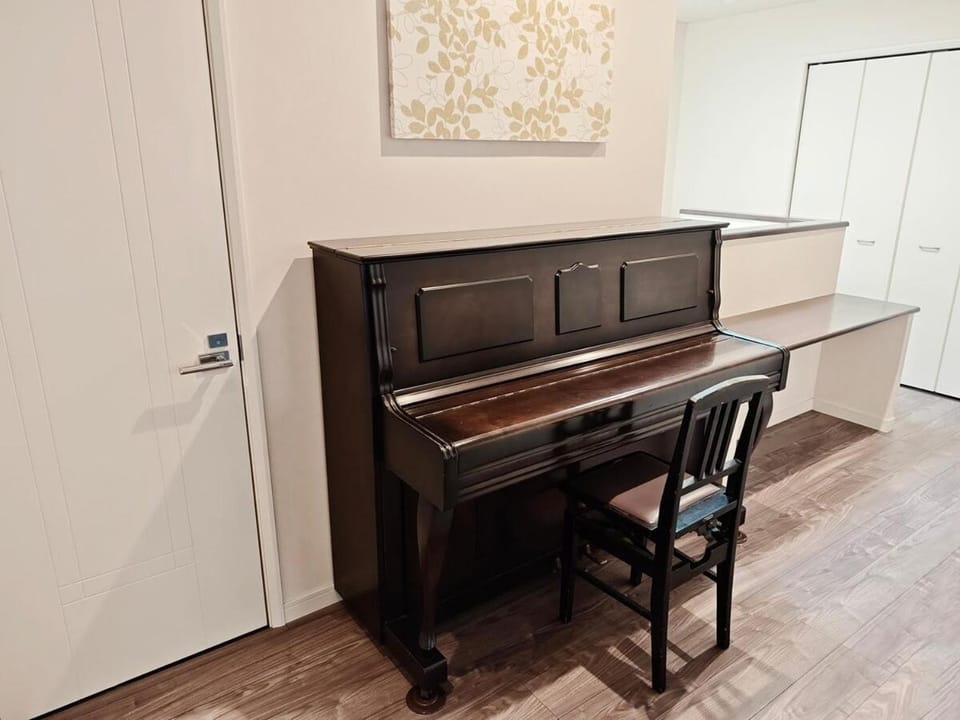 Osaka Lodge Midori - Designer House by Mitsui Home House in Osaka Prefecture