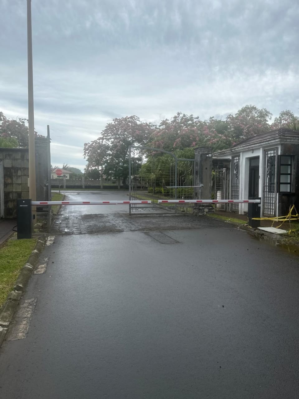 Neighbourhood, Street view