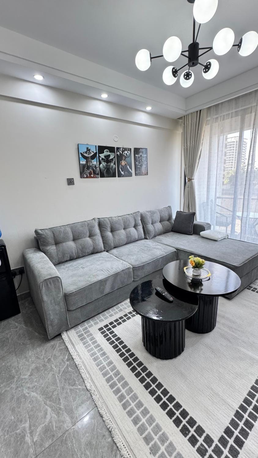 Cozy 1BR in Kilimani Fast Wi-Fi & Secure Parking Apartment in Nairobi