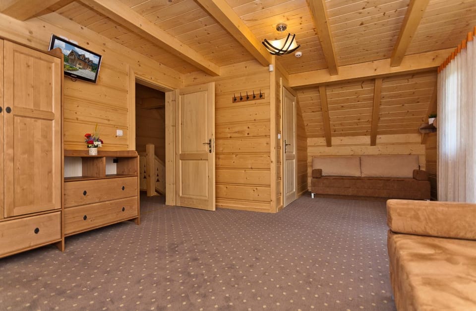Bed, TV and multimedia, Photo of the whole room, Bedroom, wardrobe