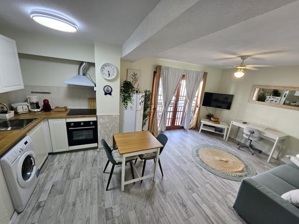 Living room, kitchen