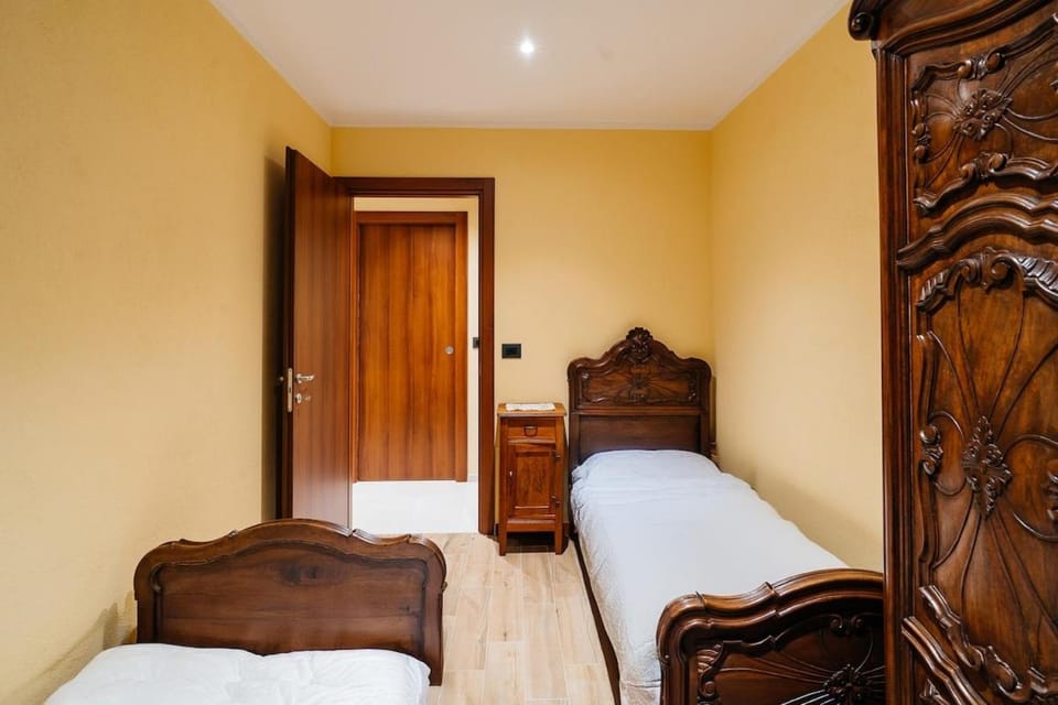 Chez Mario - 2 bedroom - Parking Apartment in Aosta Valley, Italy