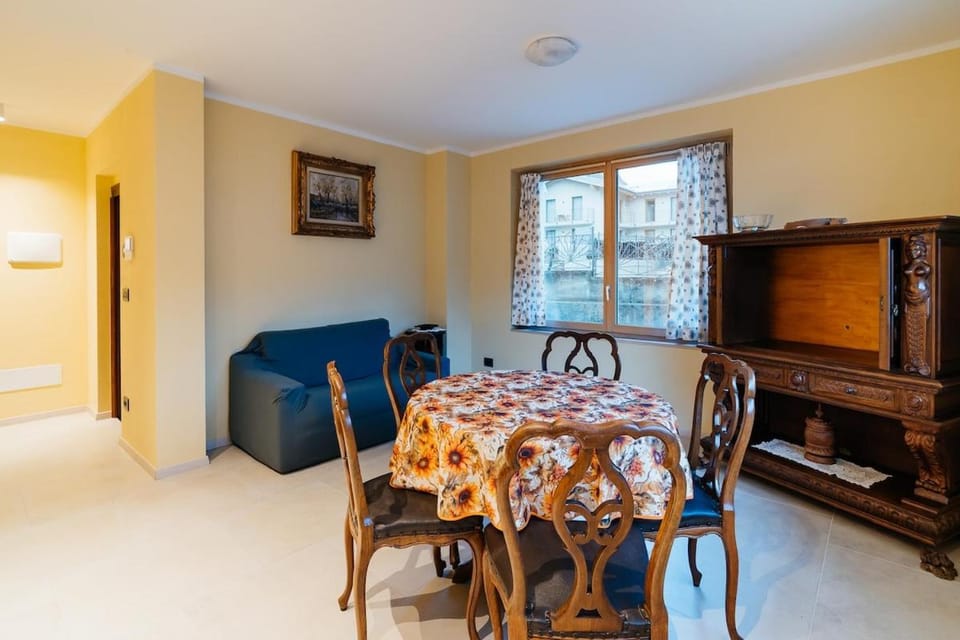 Chez Mario - 2 bedroom - Parking Apartment in Aosta Valley, Italy