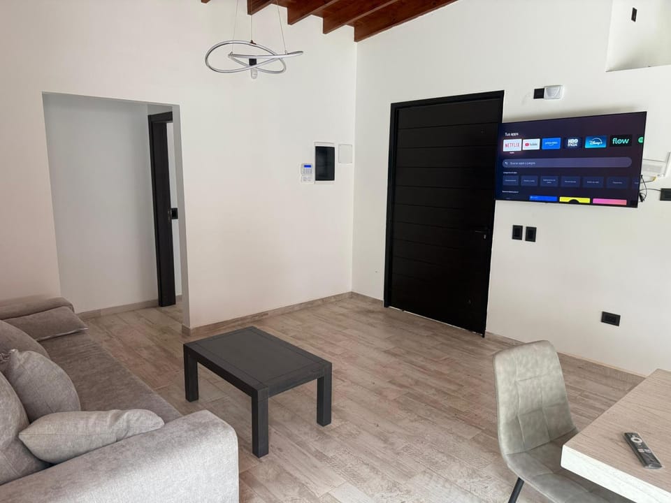 Camelias de mar House in Costa del Este