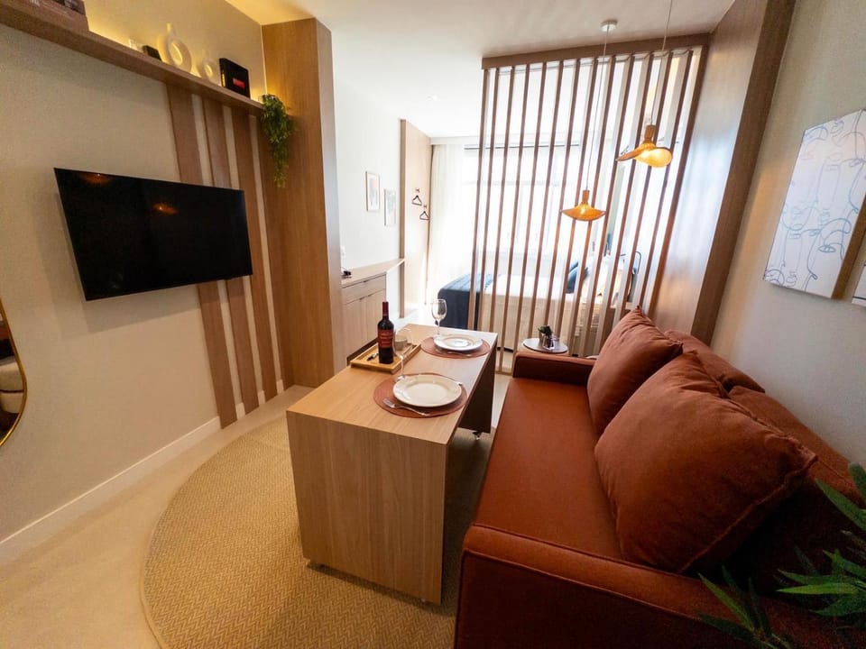 Sea-view apt in Copacabana - Renovated - 7th floor Apartment in Rio de Janeiro