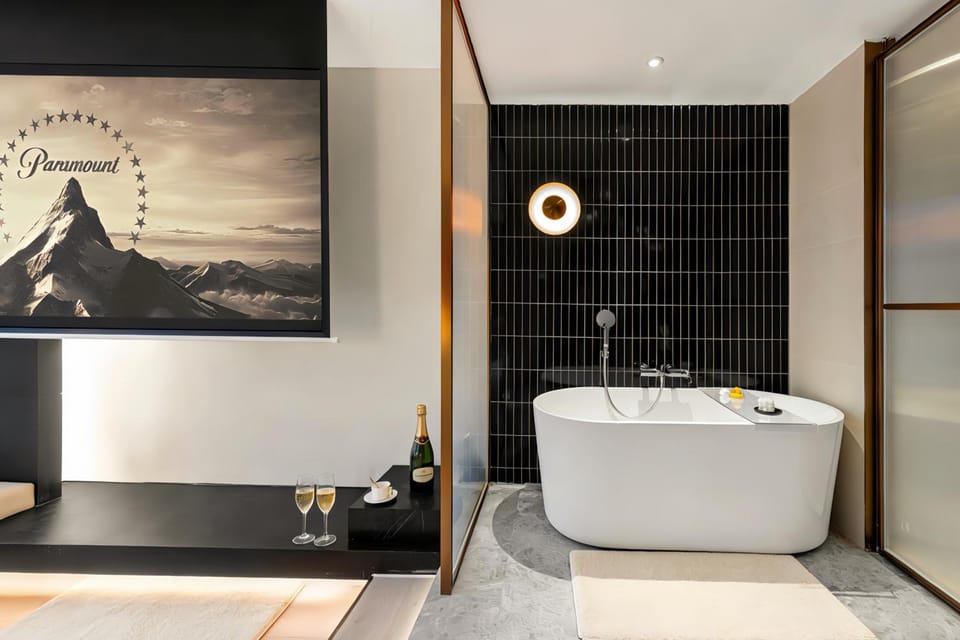 Bathroom, Bath