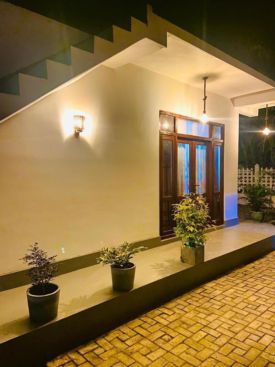 Safety Place - Waligama Villa in Southern Province