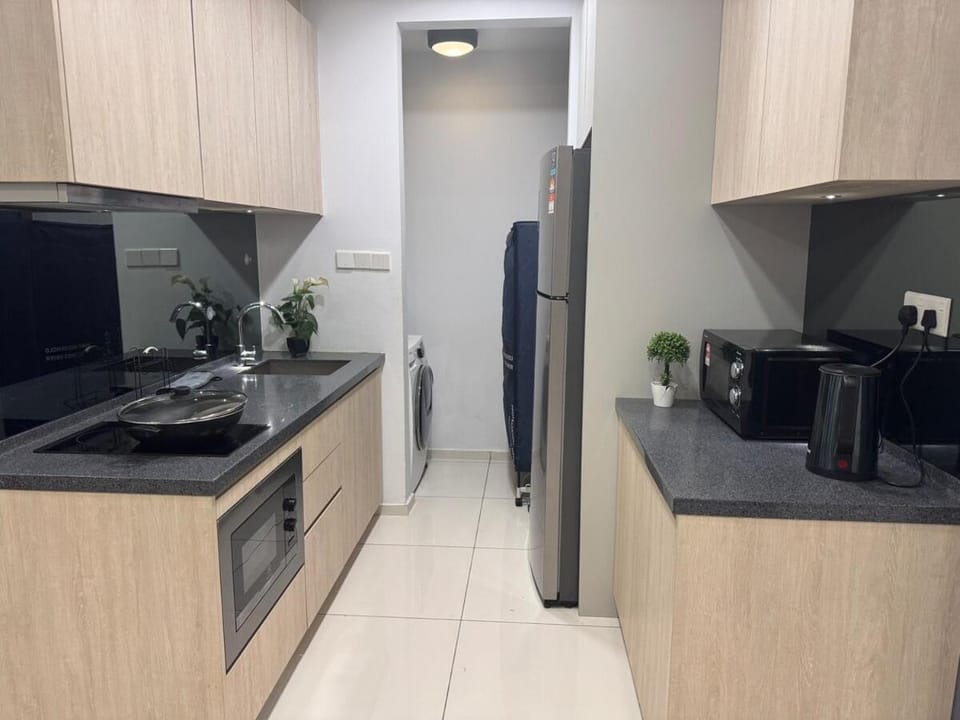 Kitchen or kitchenette, oven, stove