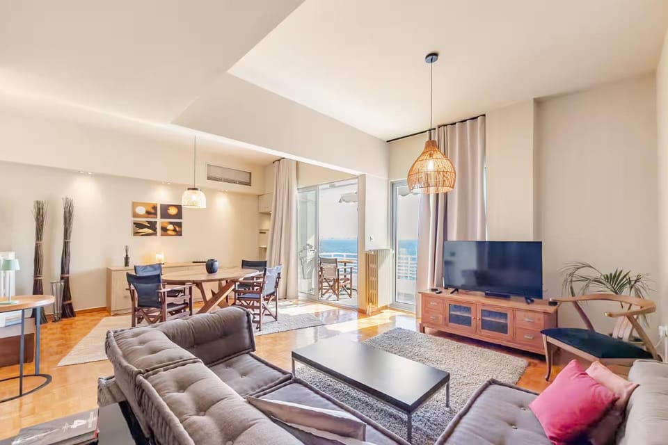 Baobloom Horizon - Seafront Apartment in the heart of Thessaloniki Apartment in Thessaloniki